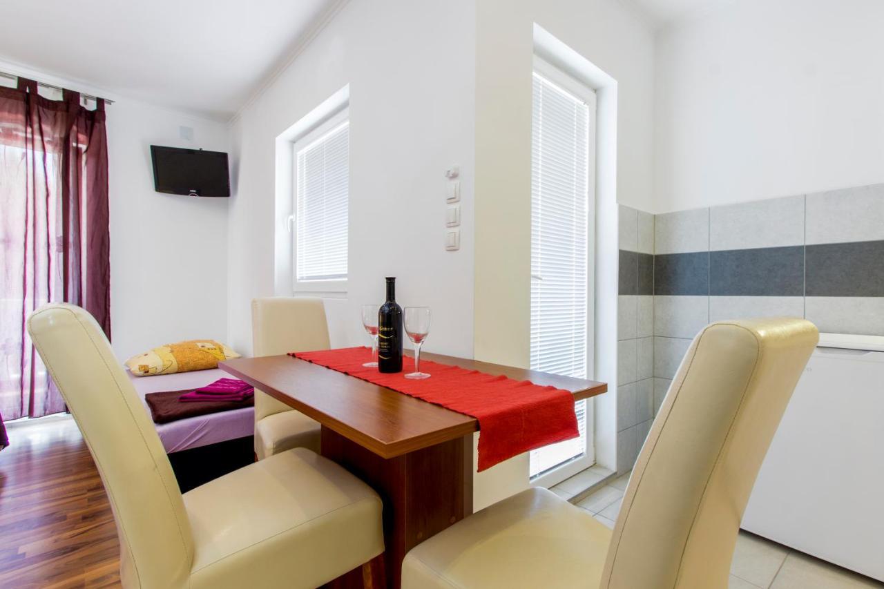 Apartmani Mariva 보디체 외부 사진