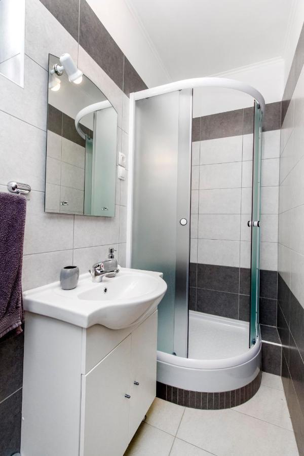Apartmani Mariva 보디체 외부 사진
